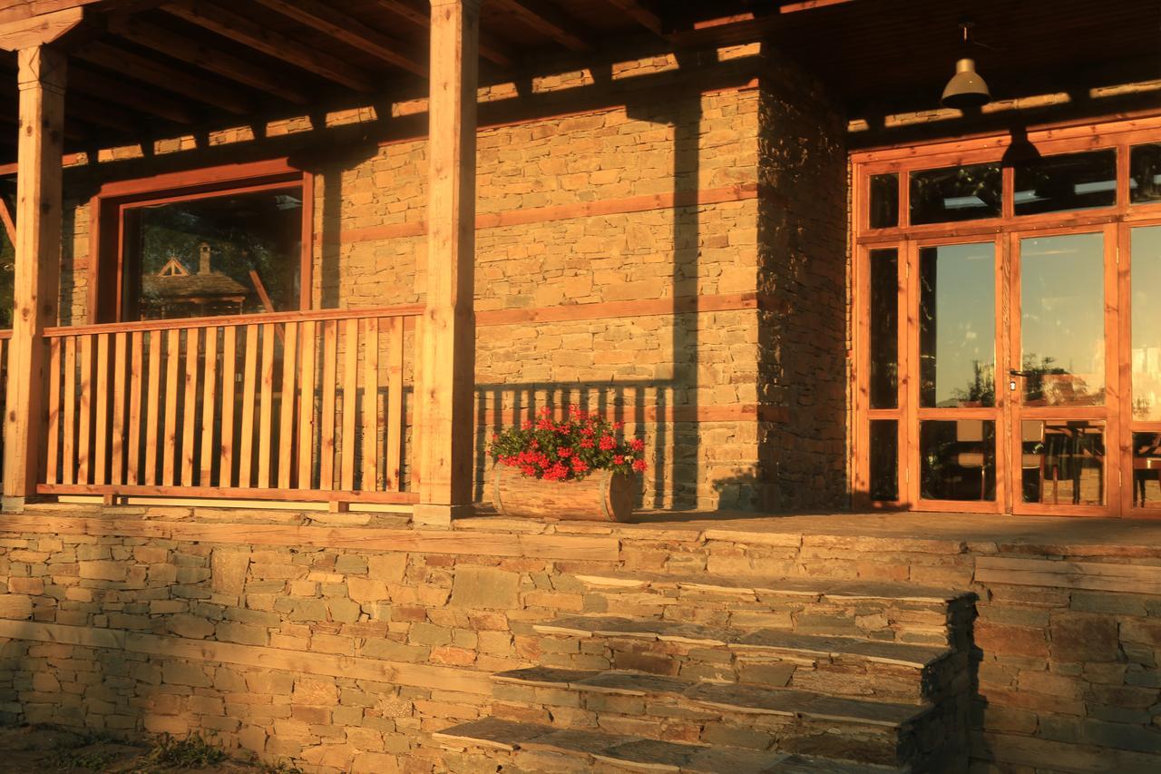 Leshten Guest Homes Luaran gambar